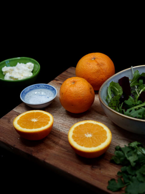 Ingrédients pour une salade de printemps à l'orange